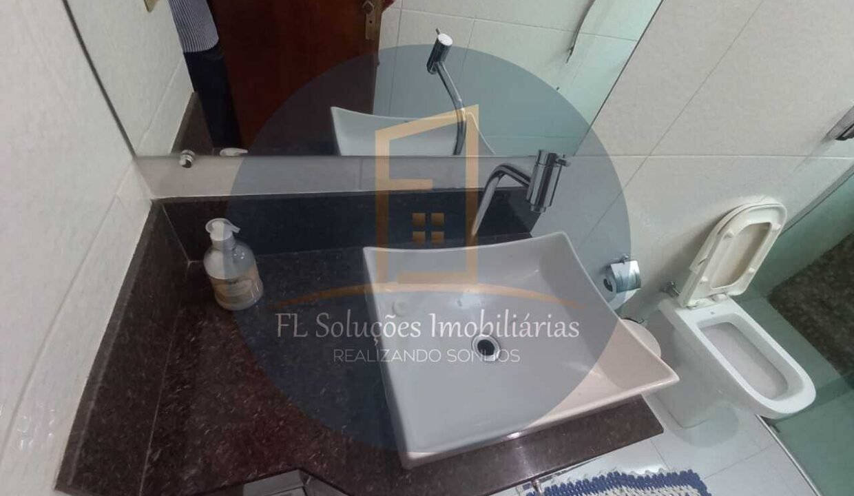 8fd4bf73-b1c3-45ba-89fc-3aa272e9d8c8