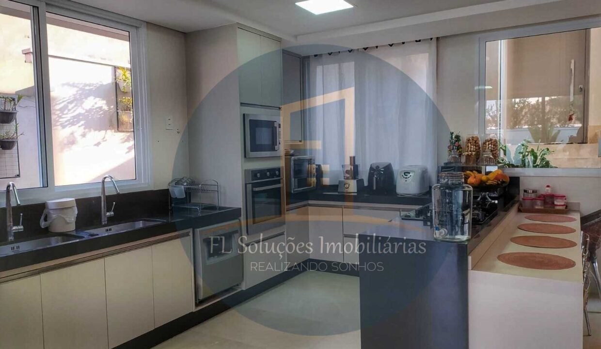 2adc9693-732d-42af-815d-7ab97a798edc