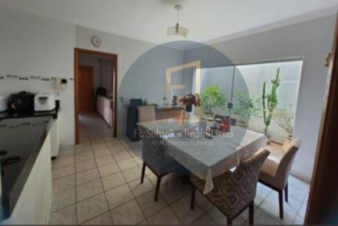 4d1ad29d-8f43-4e67-b11e-f113c8689a4c