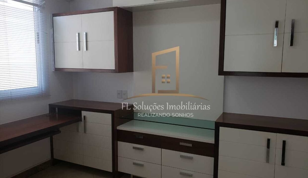 8de7942f-c54c-49b7-8023-b0caea3489f5