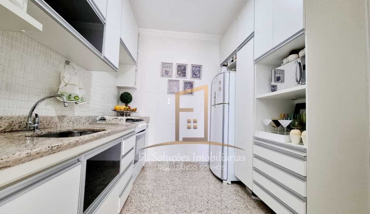 a0d39054-8e24-4dc6-a1a4-c65ea76c3e6d