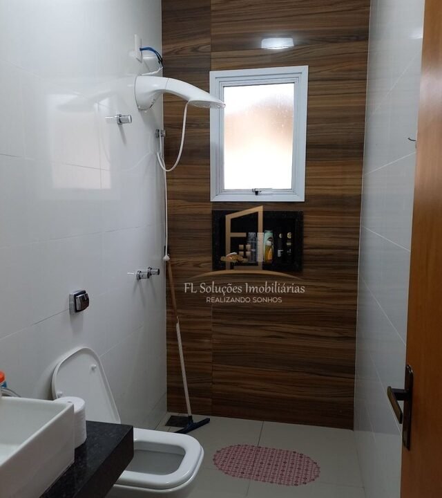 f75a5dfc-9d5c-40bd-a0f8-0260cb3f9817