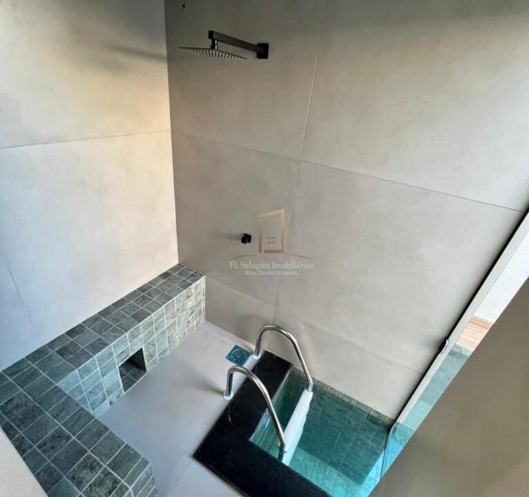 03ed2f4f-97b6-49c4-ac5a-fad6d38ddea9