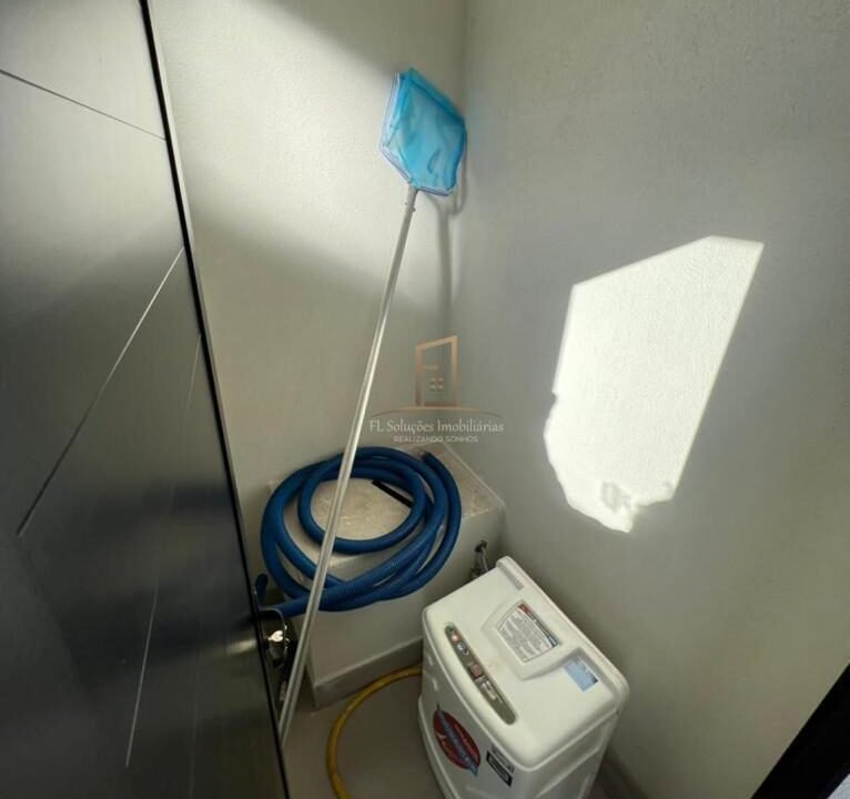 9810f643-c880-40c2-814b-aa786493a796