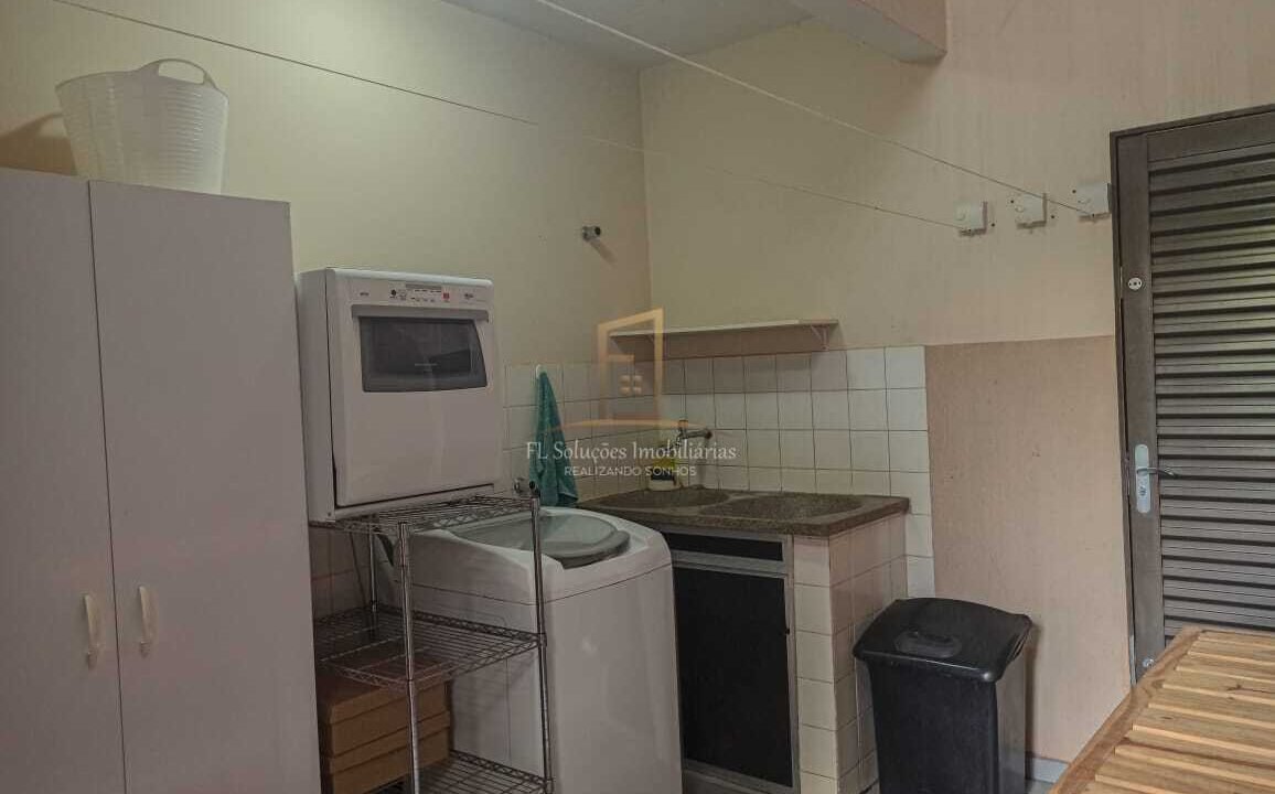 9b684957-332a-4dcb-8baf-e02a9f073f90