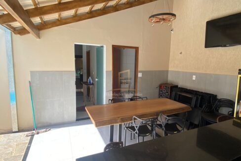 c9071373-de4e-4c11-81f0-2efbb89e645b