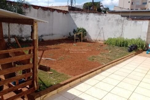 d7593b92-284d-4039-bb2d-b642c756f452