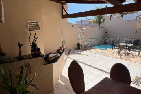 e7745cbb-d323-4288-bc63-5b9726e473c0