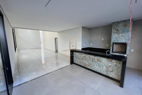 eaf1e185-87dd-42d4-b7e7-2aa2d1698eb3