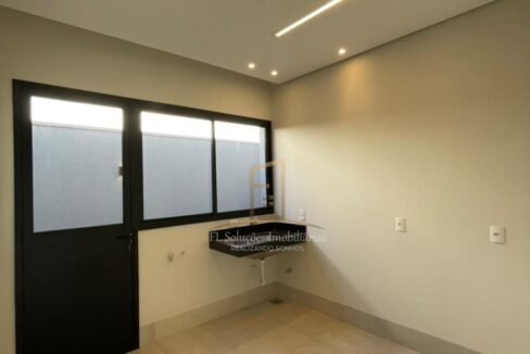 0f1667fc-01a2-470d-b8a6-d109f87f75ce