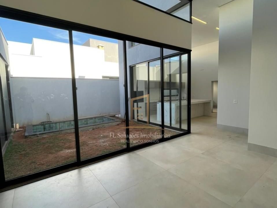 210f1ef0-bf28-4f6e-bcc9-d37d535cd567