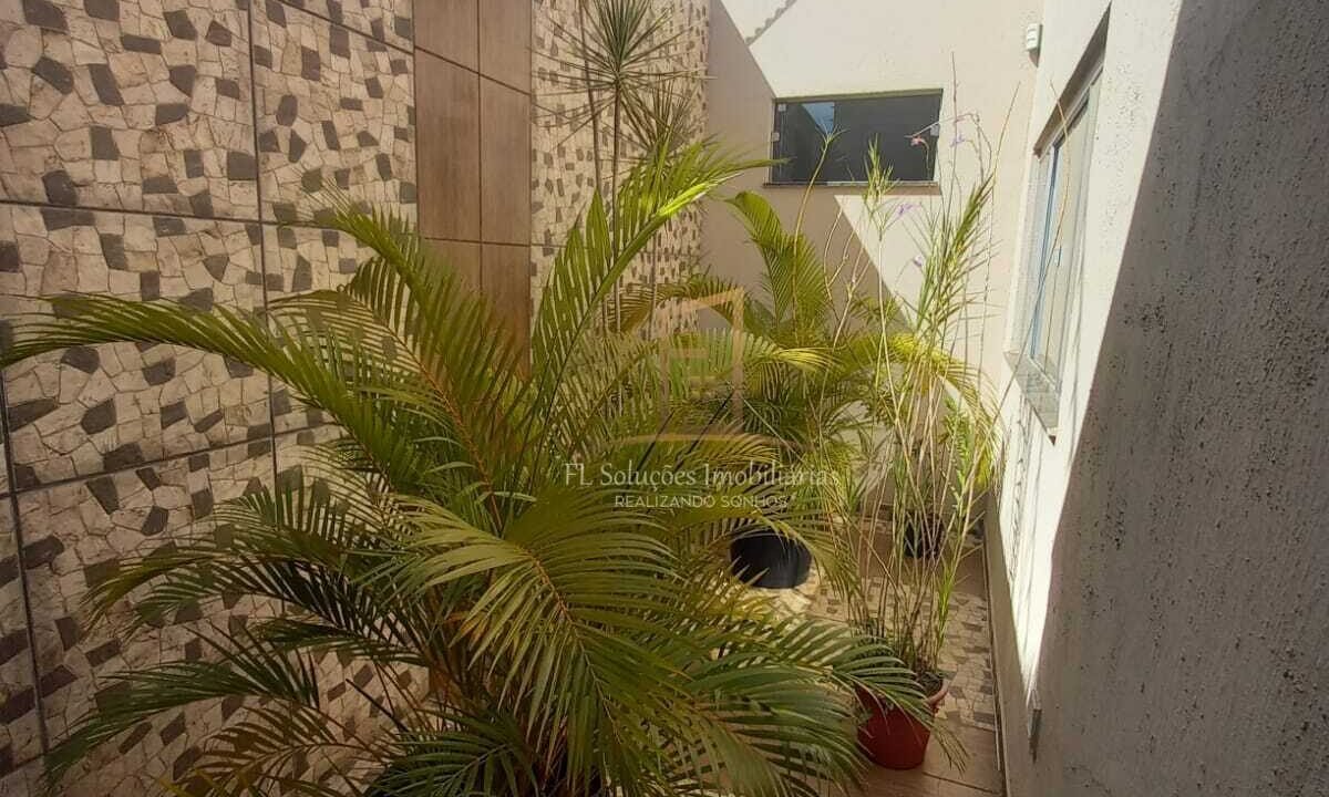 936b5216-be31-4666-a0ff-e17fe7c714c0