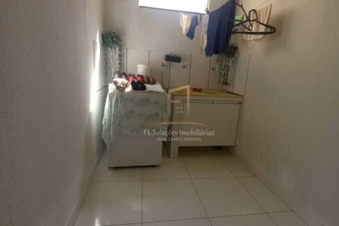 aa41b8b9-66c3-4a8e-8247-7f93e0f3dec1