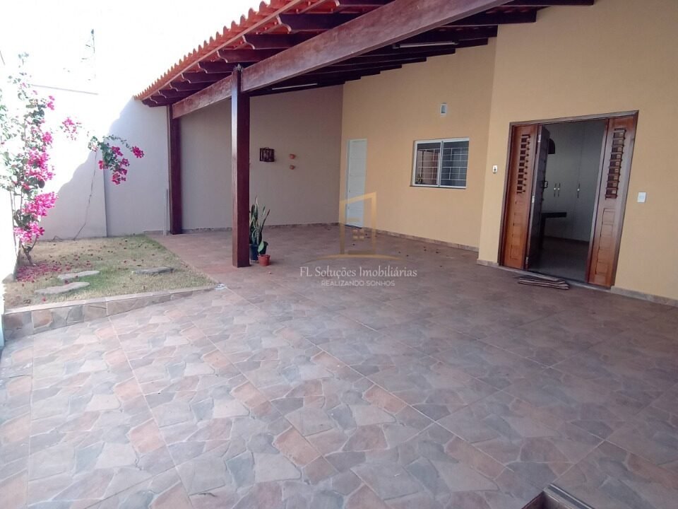 d4487d3e-c8f9-453d-be78-ea0b16f8dc04