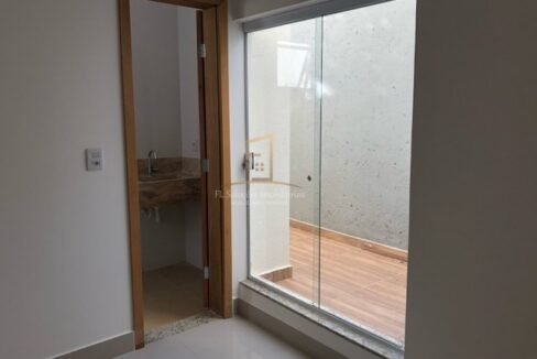 e0c6975b-9dba-4830-8c1e-a068e3adf32e