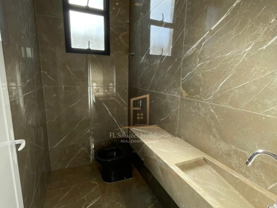 ee4262d9-fe68-46e4-b873-4076f39677dc