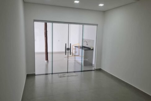 ffe01021-2362-4d1b-9f63-5fb0148de2a4