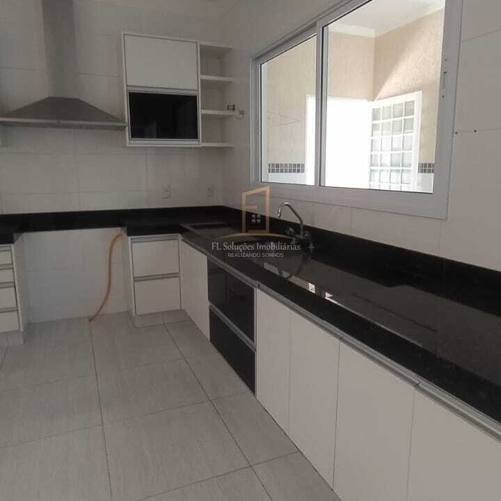 d709bff5-8d63-4579-abc1-931905b4434b