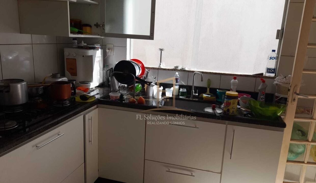 f7dfbe68-df8e-43e3-b9a3-f5143d4e84a9