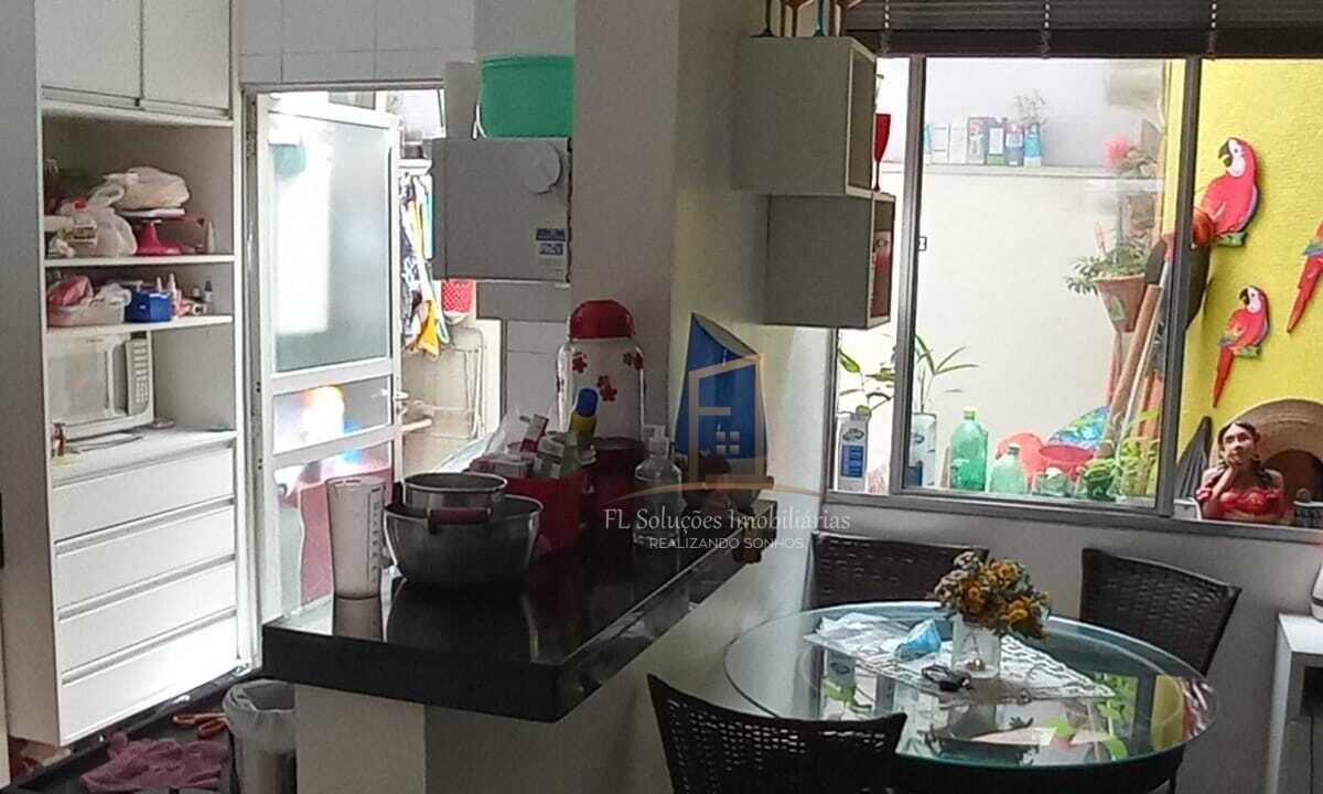 21570edd-7b1b-497e-aacc-78ba895adf2a