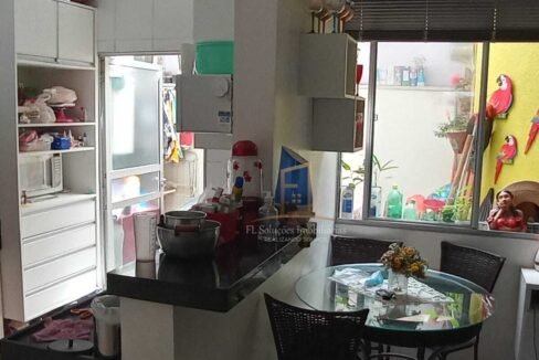 21570edd-7b1b-497e-aacc-78ba895adf2a