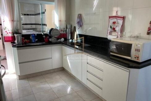 3246971a-b81d-41d8-ac25-894647a1b6de