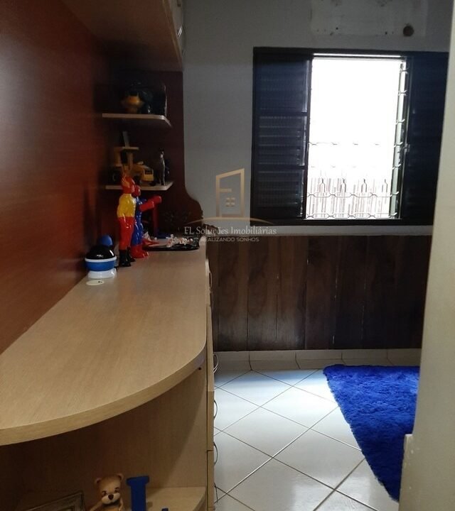 a7b63e02-56e9-4cce-b6d9-de47842ab560