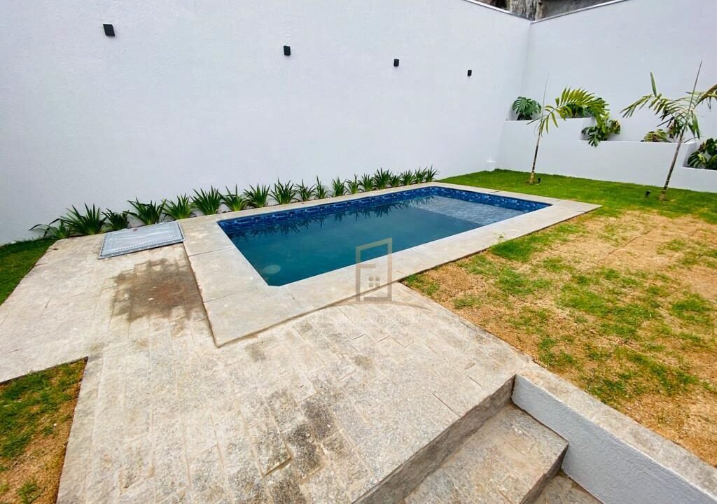 d0bd4e6f-d06f-4357-8009-3f1d1e0b8098