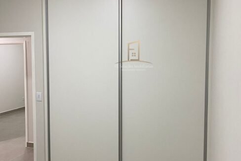 eb038612-6f19-4e50-b3e6-e954859945a1