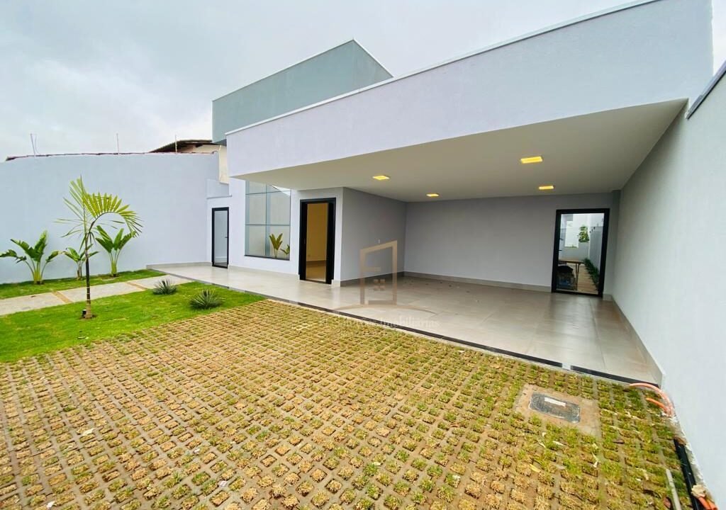 f0749bda-561a-42b6-9071-d12bebb5b462