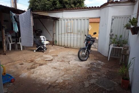 0bb8b00d-9e13-41fb-8ac7-657882673b82