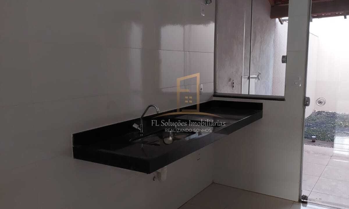 e1ed539a-7ece-4c13-98a9-e98c65ca1db1