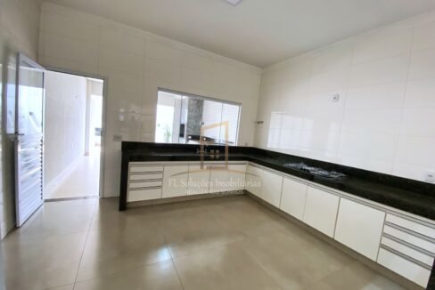 0ff79ff0-00cf-413e-b64b-2560934959e9