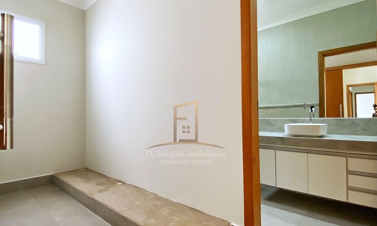 30a0e875-c2a1-415a-b09d-fbd8f99ae3bd