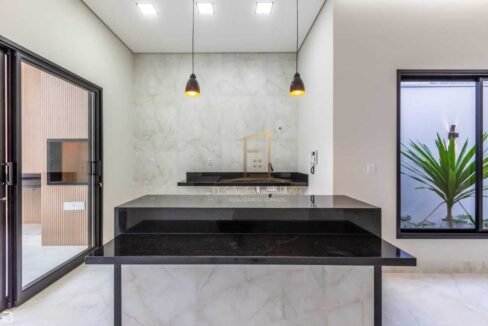 8f1400d5-96cb-4ebe-8f5d-6345fab8c352