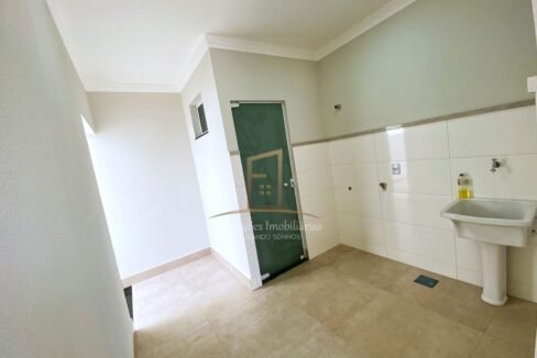 b5109ca3-02d8-479b-afdb-d122fce650af