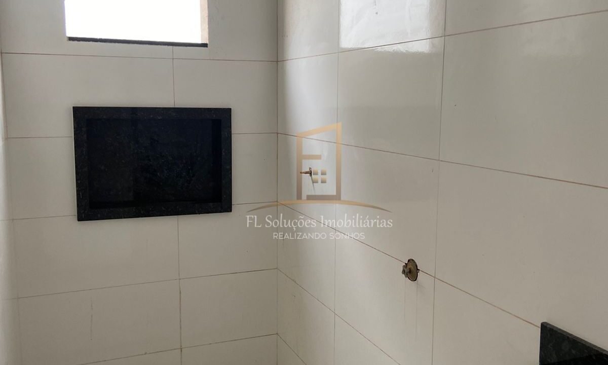 bb8cf39d-6219-41c9-868a-74a324fda76c