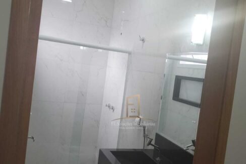 e2ac8e02-7996-4d68-b3f2-0ad69832435a