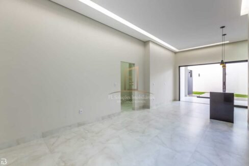 ef1c3033-bb5a-4b79-833a-ebdc18c2bfc8