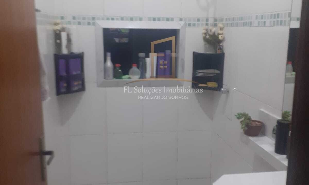 f1b335ad-bd18-421a-8f9a-a8f82b44d14d