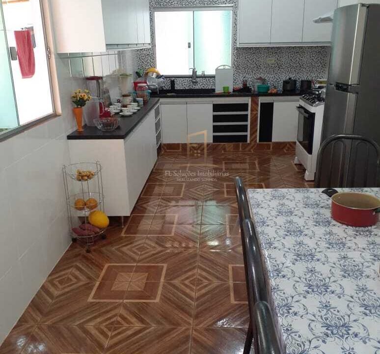 11d8a2e2-5680-483b-a03b-22992c1c629f