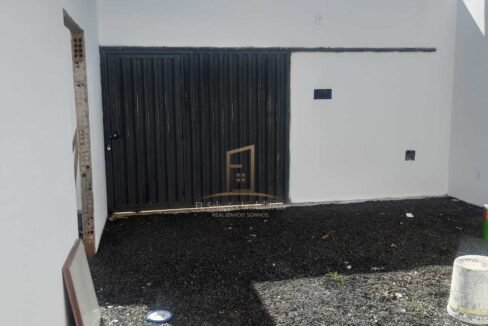 421b6733-dffd-4325-bc56-ebb41fd1c796