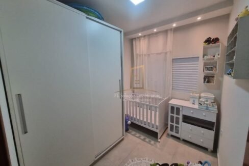 5f280768-3f97-462a-b074-9efa84a219d3