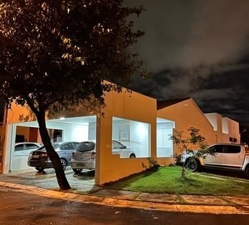 3ee01ef8-4373-44bd-8895-b4d4d17feae9