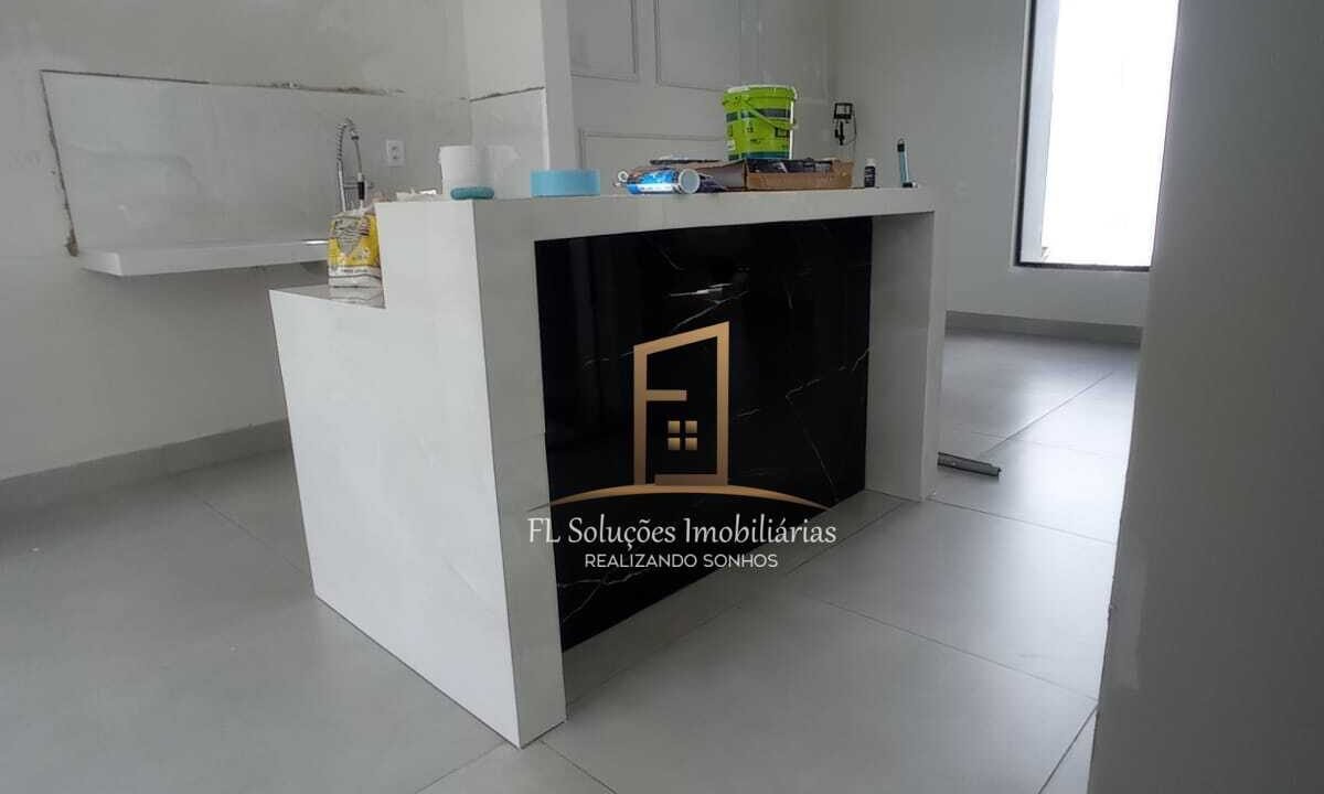 563b362e-1f91-4ec7-9c59-3d41b7583347