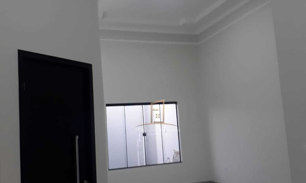 6a6d46bd-3b1e-42f1-bc58-f091fe5de2c8