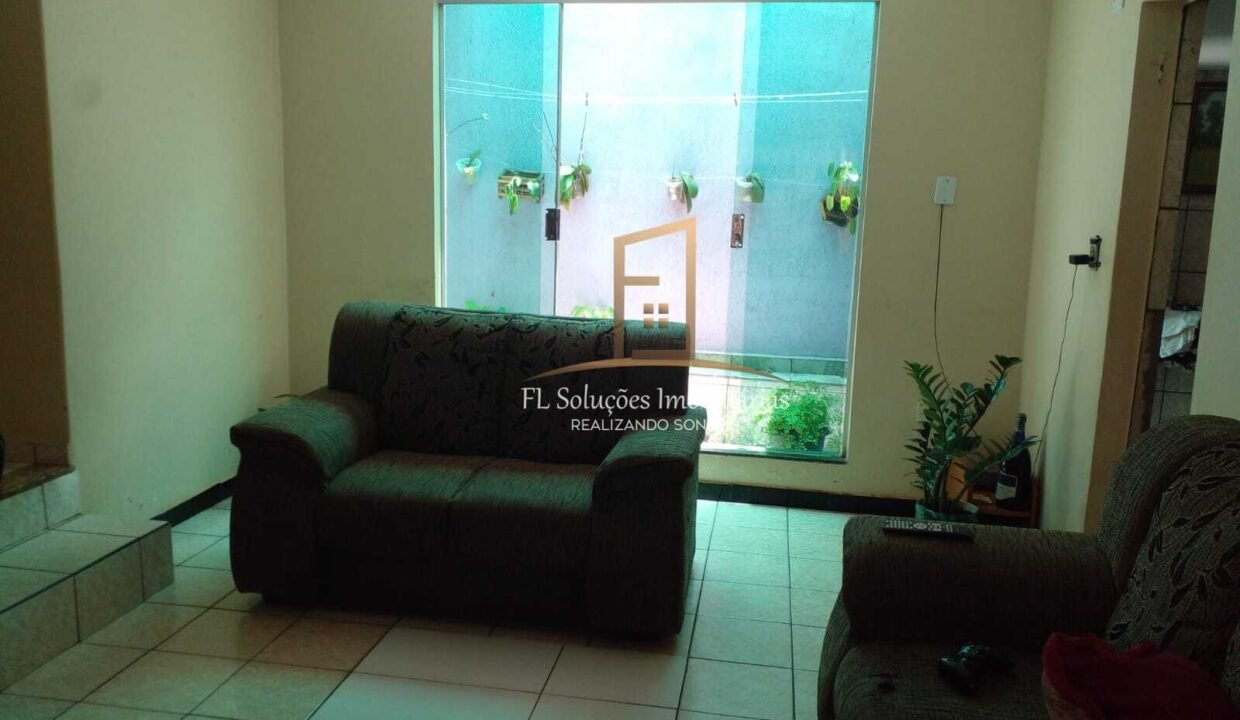 c1735111-db42-4056-bed3-c9241d13883d