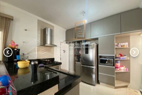 0202f9e5-a574-4e09-8940-4f32f1db2de1