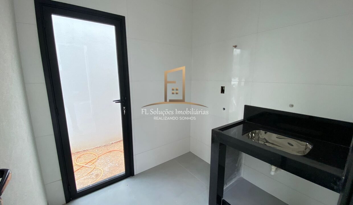 d32817fd-8a4a-420b-9c36-57e9b46d4224