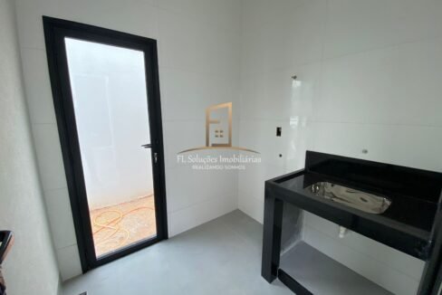 d32817fd-8a4a-420b-9c36-57e9b46d4224